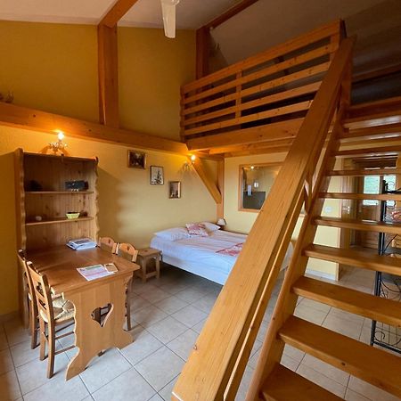Auberge La Ferme De Ferrières Annecy Exterior foto